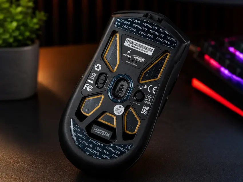 edra-em625x-max-04