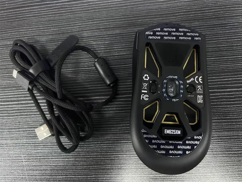 edra-em625x-max-06