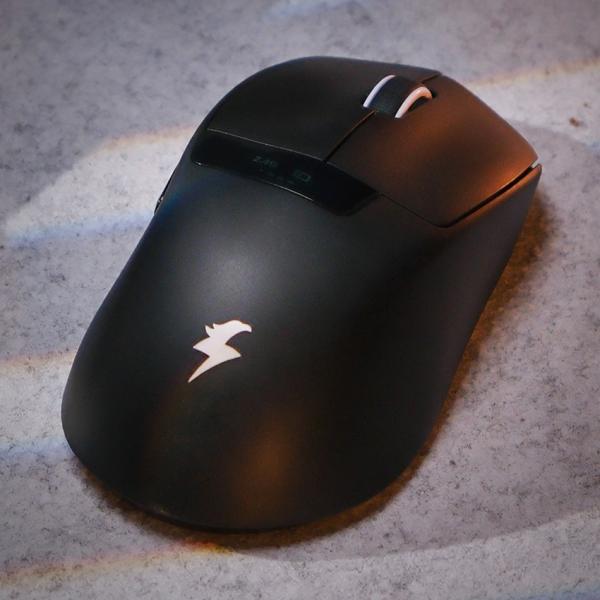 Chuột máy tính gaming không dây ThunderBird TM620W Black